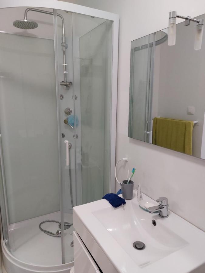Chambre Pres De L'Etang De Thau 梅兹 外观 照片